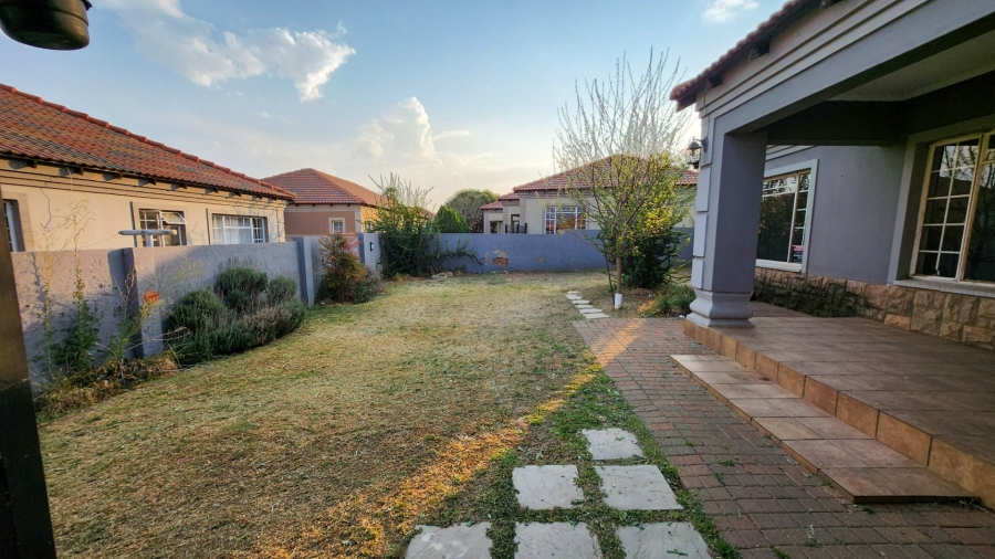 3 Bedroom Property for Sale in Flamwood North West
